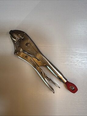 NEW Milwaukee Locking Pliers Torque Lock Curved Jaw Adjustable Vise Grip